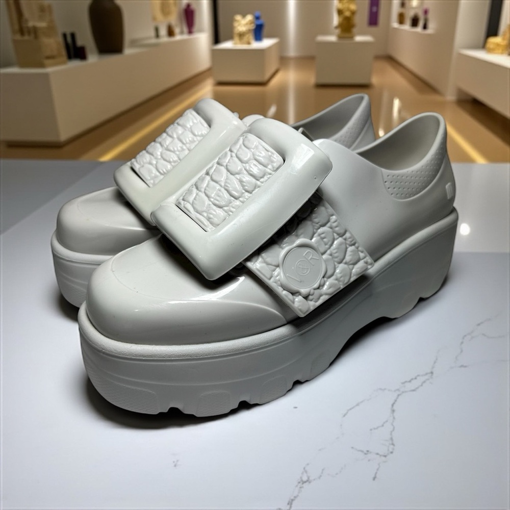 Melissa + Viktor & Rolf Kick Off Buckle Up Platform Jelly Sneakers Women’s 8 - Picture 2 of 11